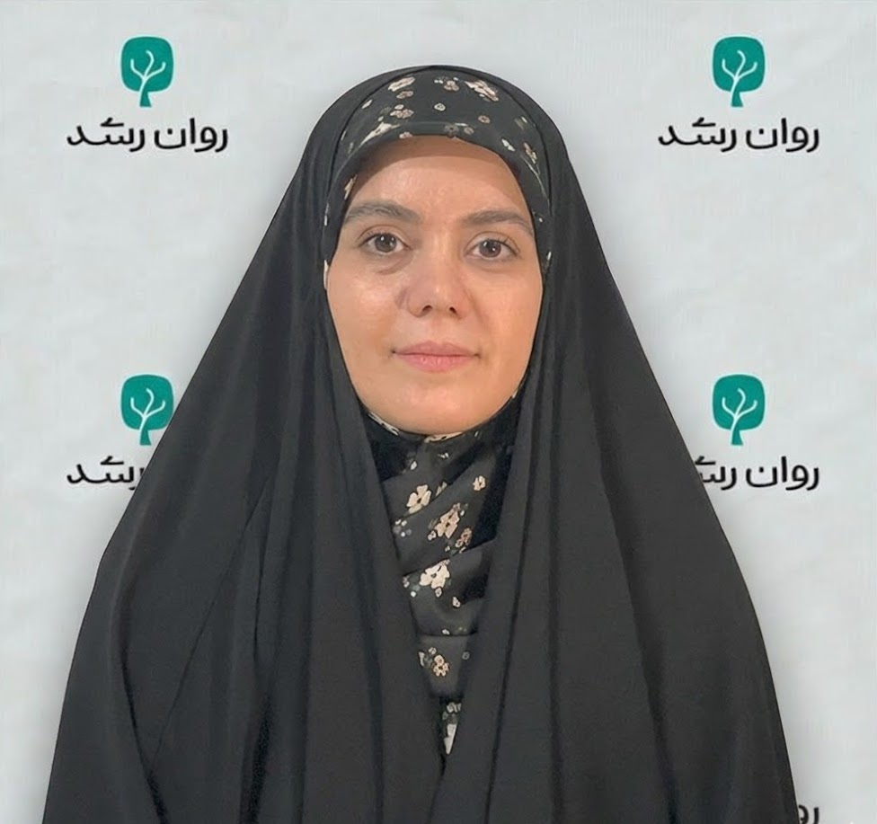 زینت خانزاده