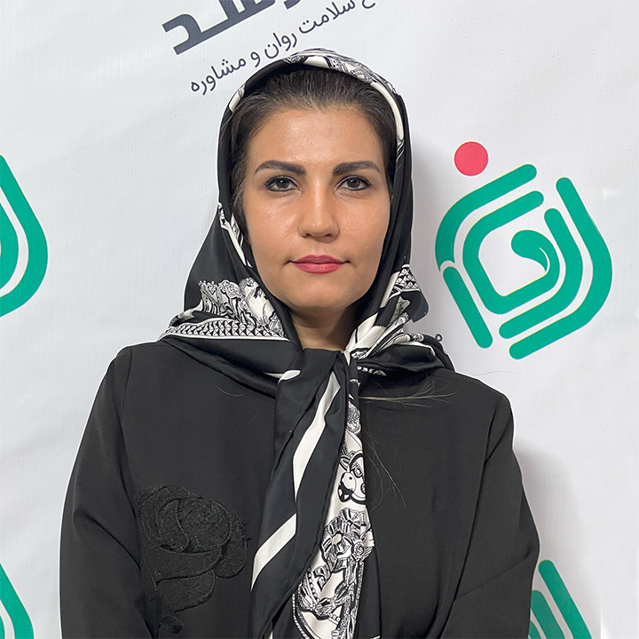 دکتر مهدیه مهدوی