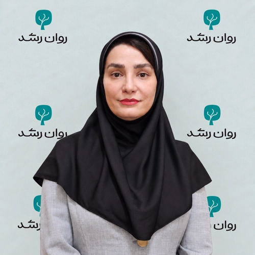 آزاده زمانی
