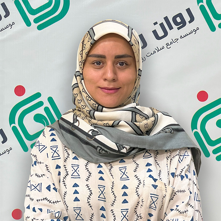 دکتر نرگس صدری